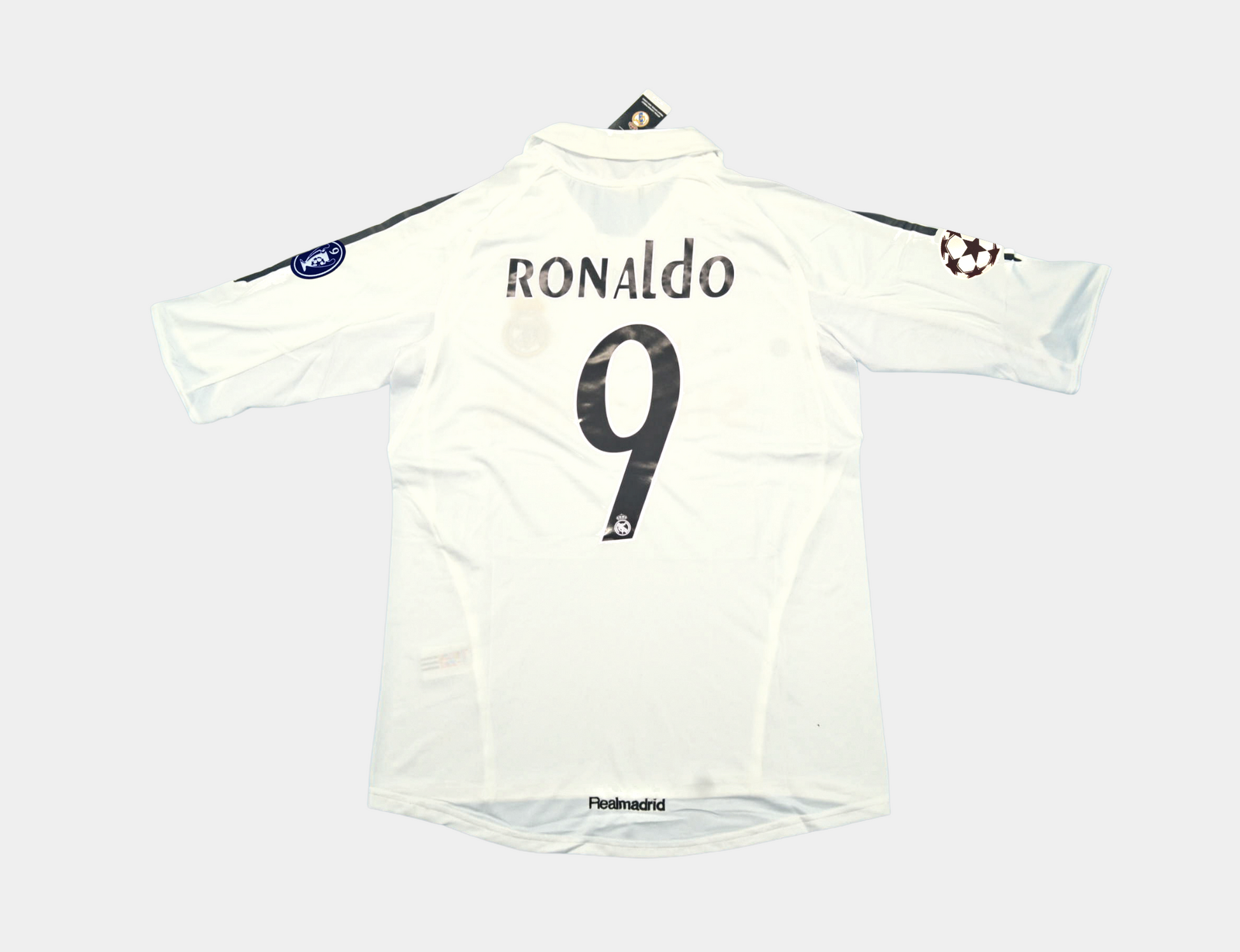 Ronaldo R9 #9 Real Madrid 2005/06 home retro football jersey front view